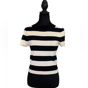 Short Sleeve Knit Crop Top